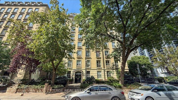 Property Photo: 88 Charles Street E 208 ON M4Y 2W7