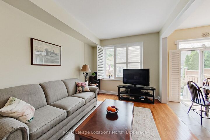 Property Photo: 34 Savannah Crescent ON L9Z 0E7