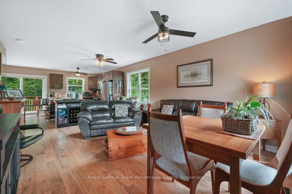 Property Photo:  45 Seguin Place 5  ON P2A 2W8 