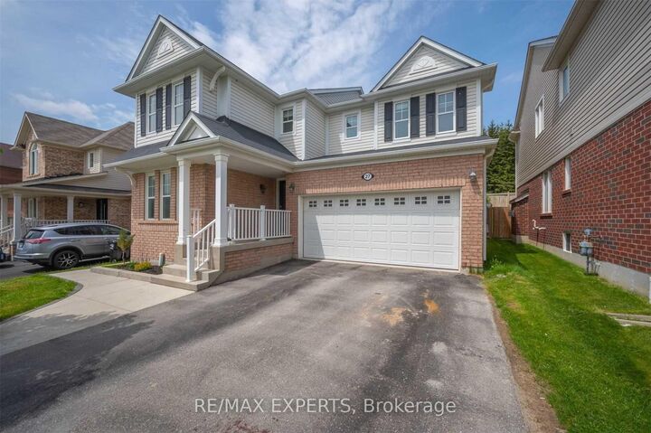 Property Photo:  27 Mooney Trail  ON L9R 0J4 