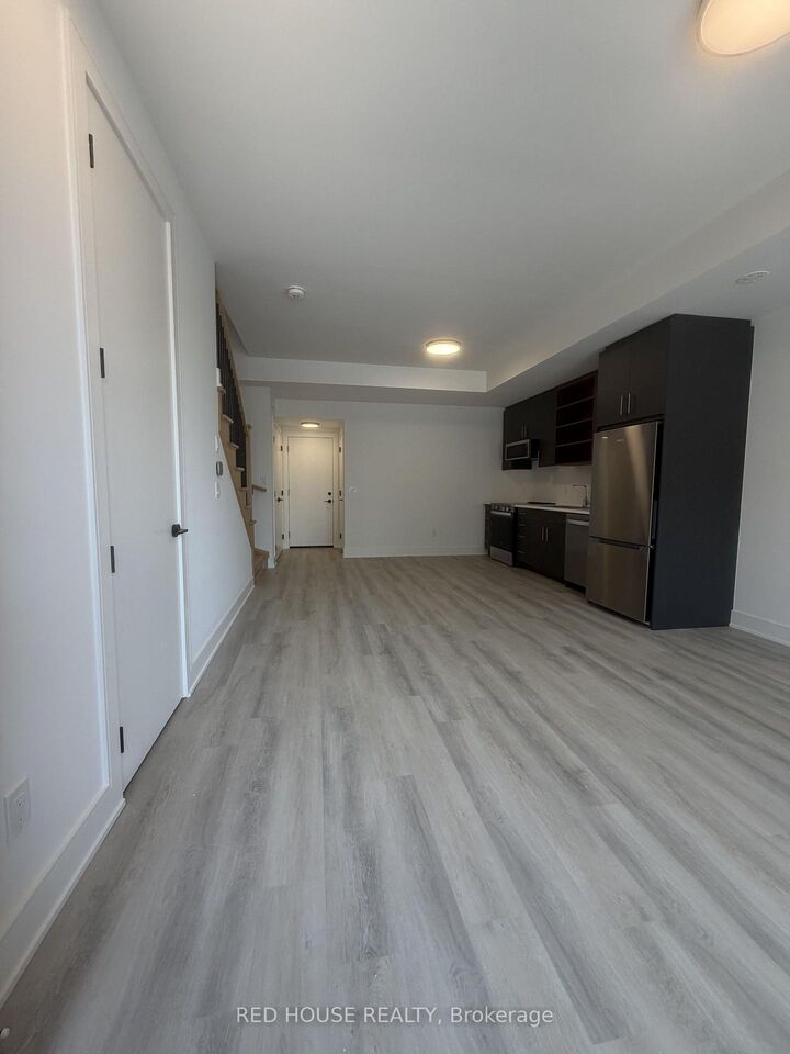 Property Photo:  175 Everett Common  ON L2P 0G7 