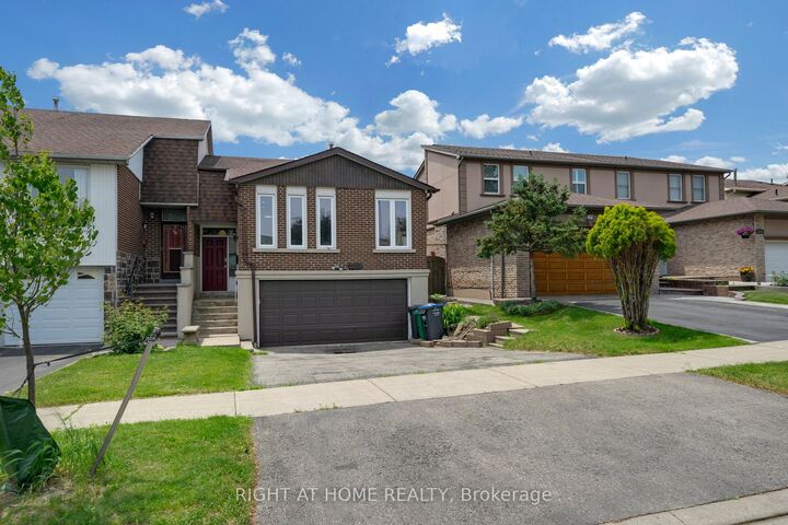 Property Photo: 3241 McCarthy Court ON L4Y 3Z4