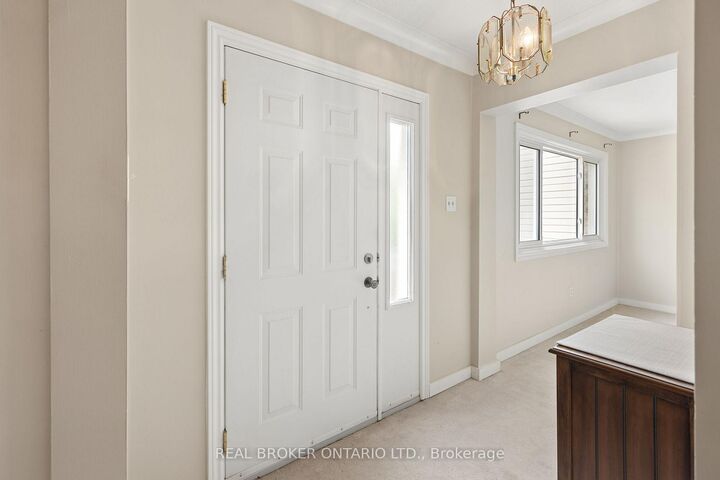 Property Photo: 30 Green Valley Drive 88 ON N2P 1G8