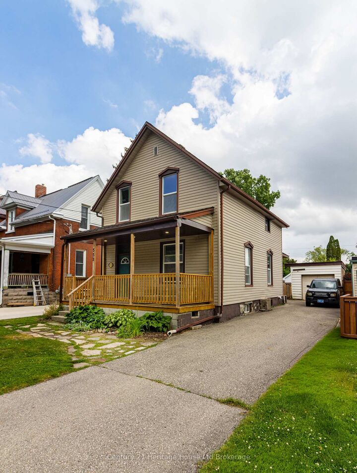 Property Photo: 552 Hatch Street ON N4S 1N6