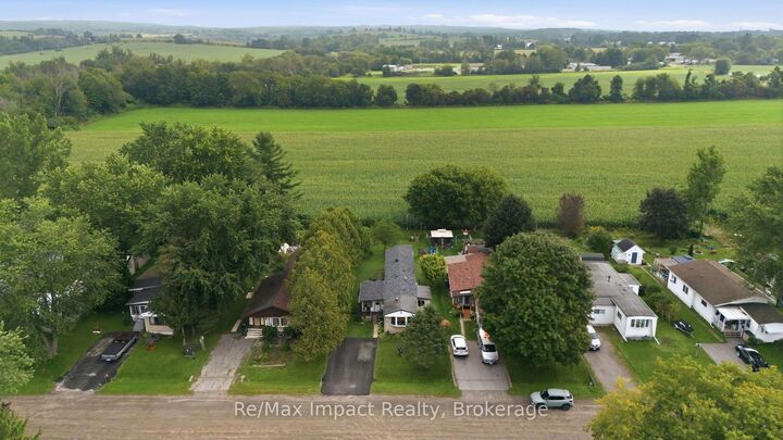 Property Photo:  39 Hillview Drive  ON K9A 0X1 