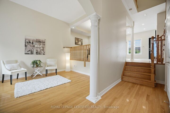 Property Photo:  3555 Eglinton Avenue W  ON L5M 7T3 
