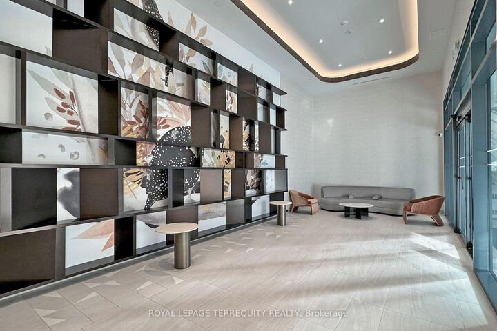 Property Photo:  35 Tubman Avenue 1020  ON M5A 0T1 
