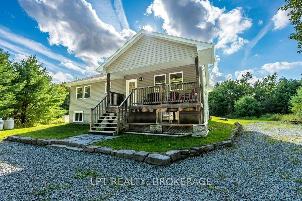 Property Photo:  131 Leisure Point Road  ON K0G 1X0 