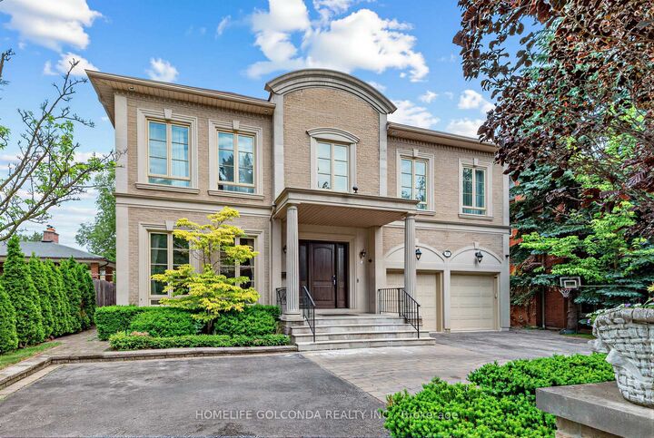Property Photo: 164 Owen Boulevard ON M2P 1G7