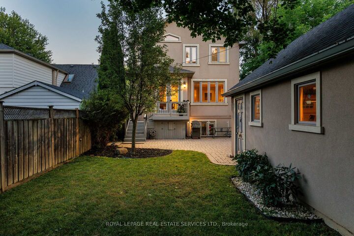 Property Photo: 4 Springbrook Gardens ON M8Z 3B3