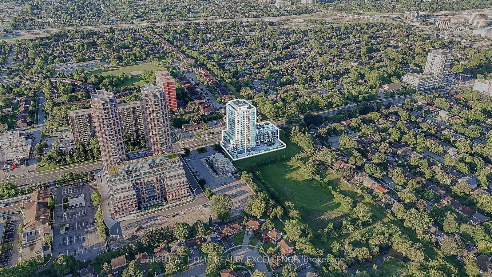 Property Photo: 3220 Sheppard Avenue 1707 ON M1T 0B7
