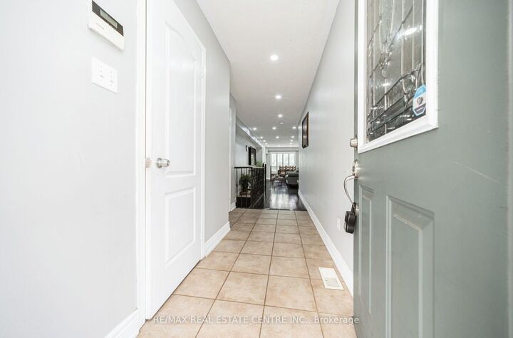 Property Photo: 770 Othello Court # 36 ON L5W 1Y2