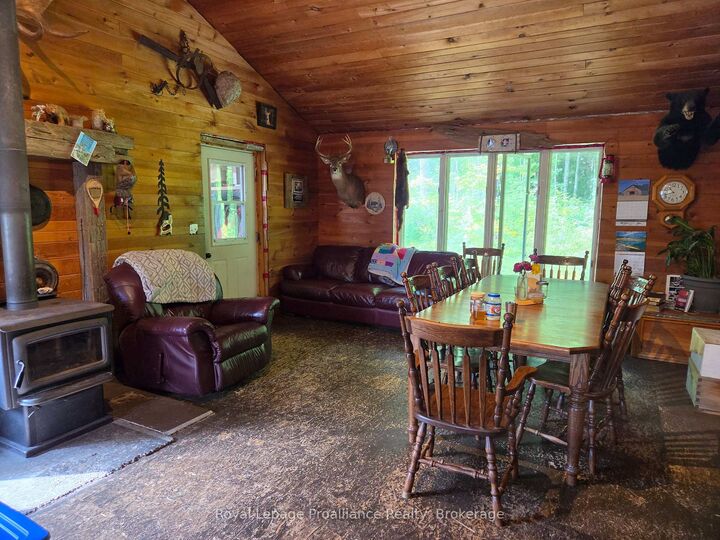 Property Photo: 152 Addington Rd 3 N/A ON K0H 1K0