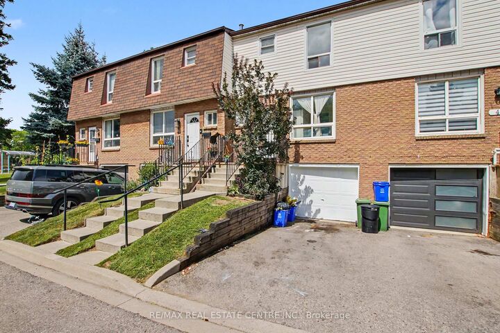 Property Photo:  17 Quail Drive 42  ON L8W 1N1 