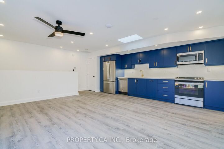 Property Photo:  147 Denison Avenue Laneway  ON M5T 2N2 