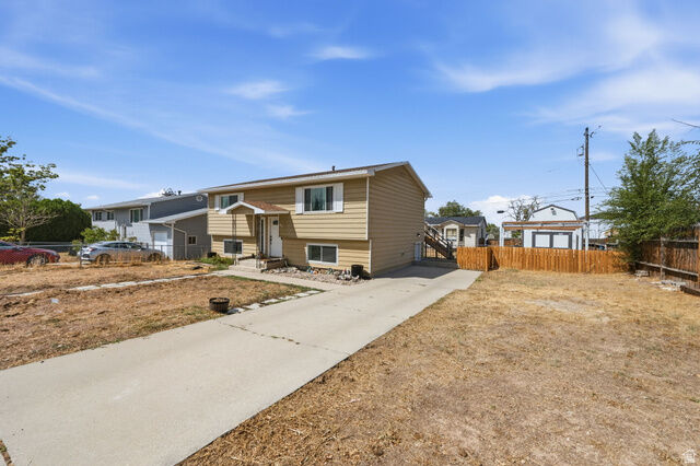 Property Photo: 451 E 600 N UT 84074