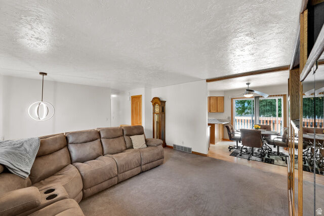 Property Photo: 7283 S Pecan Cir UT 84121