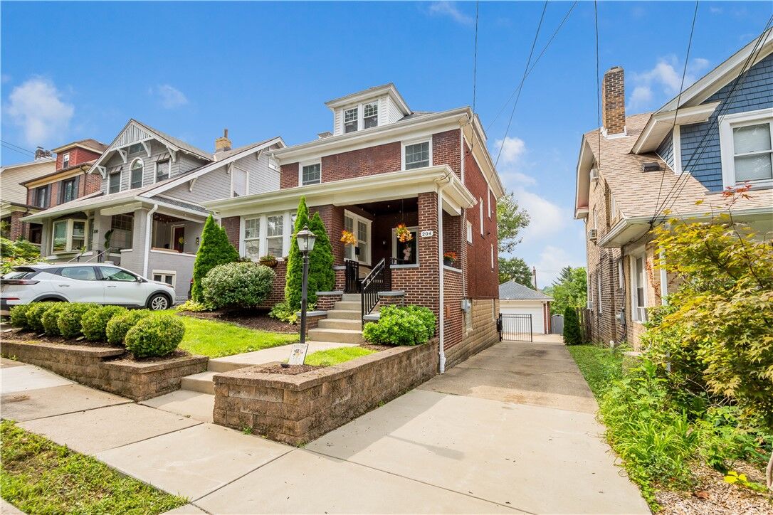 Property Photo:  204 Edward Avenue  PA 15216 