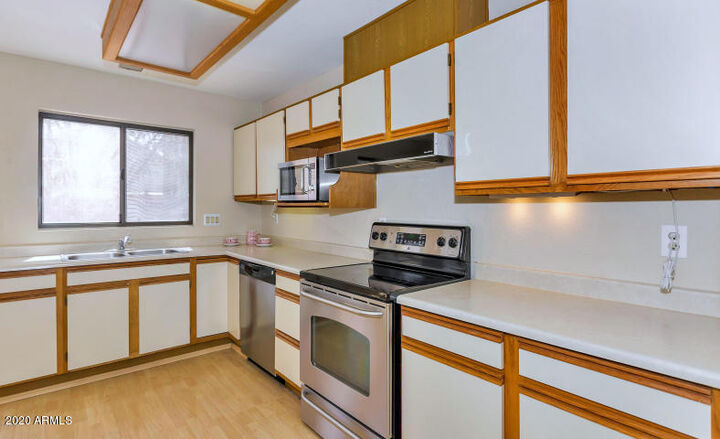 Property Photo: 1335 N 87th Street AZ 85257