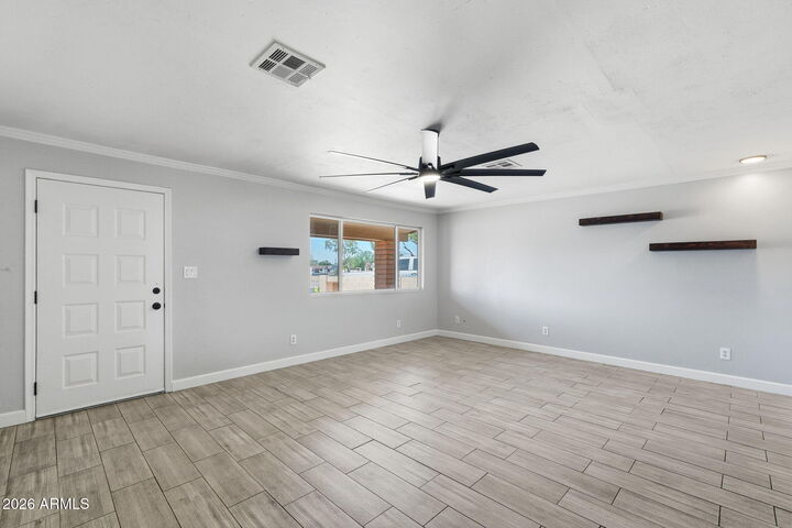 Property Photo: 445 N 111th Way AZ 85207