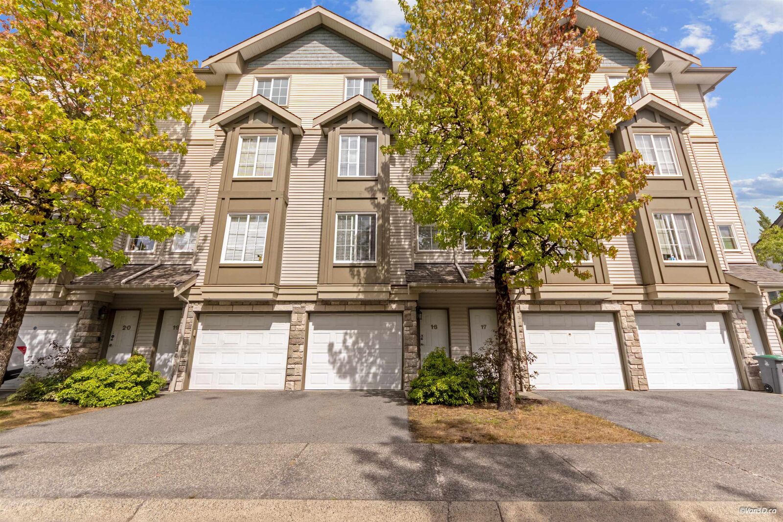 Property Photo:  14855 100 Avenue 18  BC V3R 2W1 