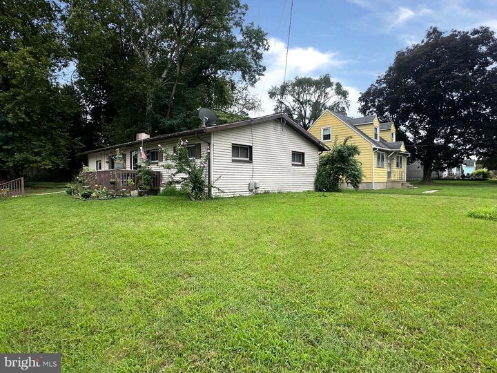 Property Photo:  201 Peach  NJ 08093 