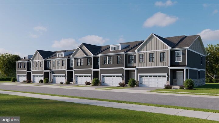 Property Photo:  20 Norwich Lane  NJ 08057 