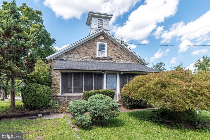 Property Photo:  1510 Mink Road B  PA 18944 