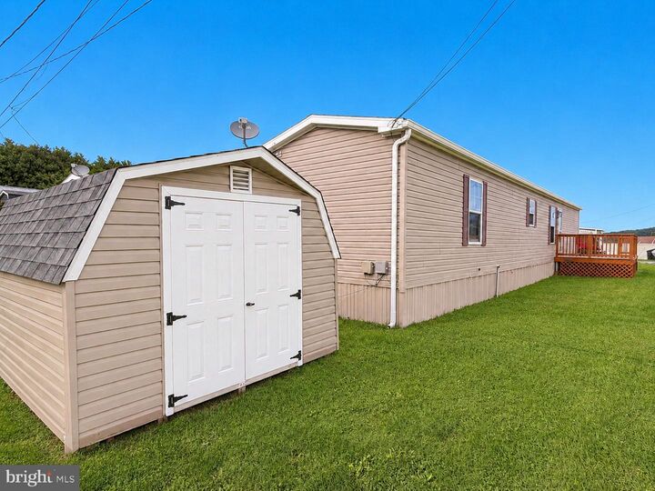 Property Photo:  475 Wabash Road 37  PA 17522 