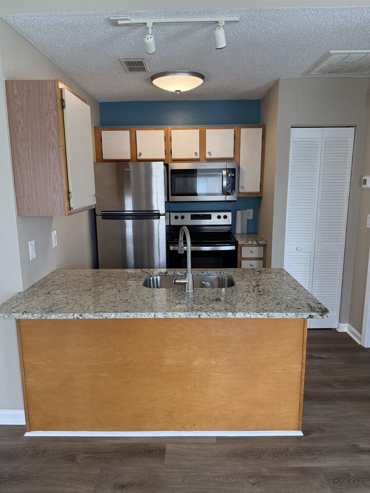 Property Photo: 417 Tree Top Ct. B SC 29588