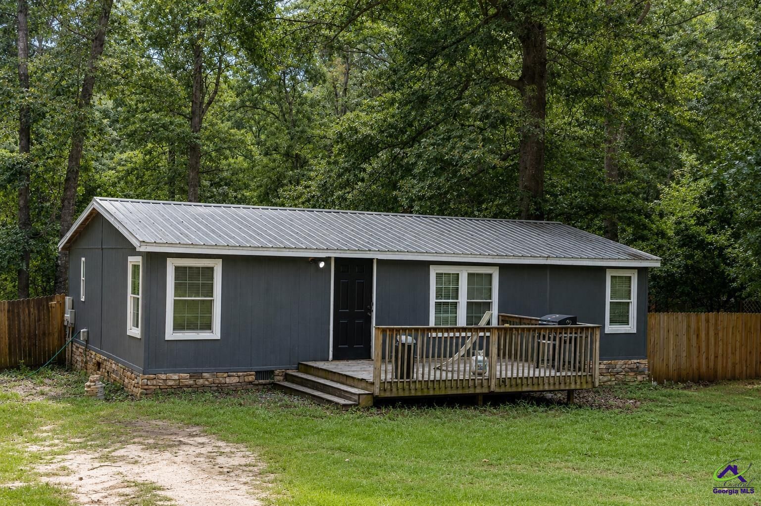 Property Photo: 127 Village Blvd GA 31069