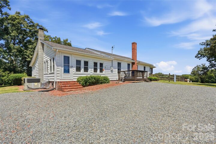 Property Photo: 32372 Hugh Road NC 28001