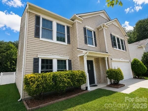 Property Photo: 404 Inverness Lane NC 28146