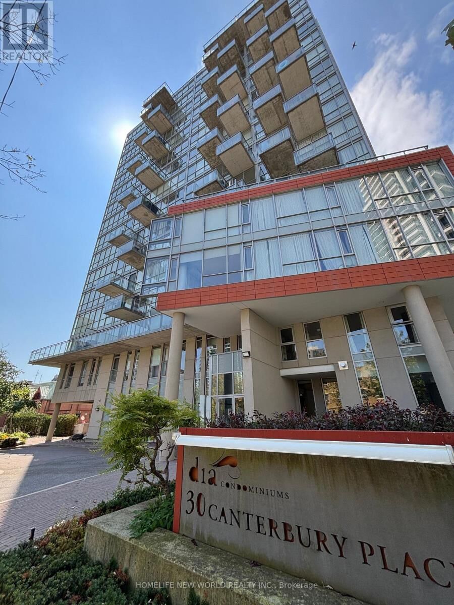 Property Photo: 30 Canterbury Place 1808 ON M2N 0B9