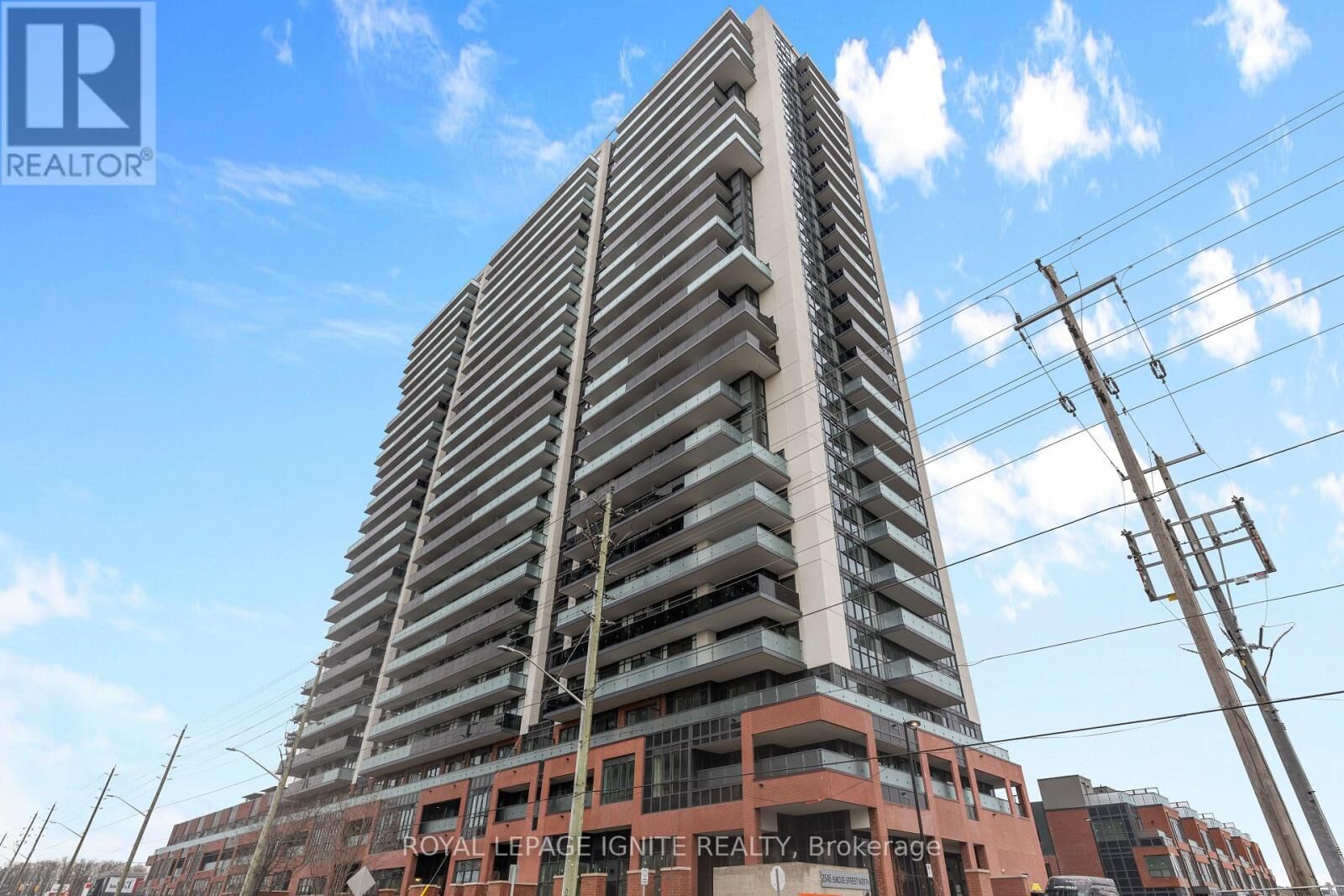 Property Photo: 2545 Simcoe Street North 2701 ON L1L 0W3