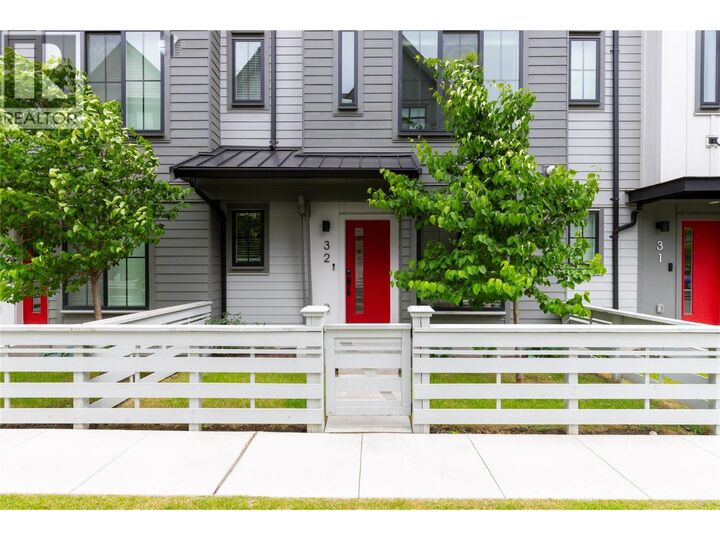 Property Photo:  307 Glen Park Drive 32  BC V1V 0H1 