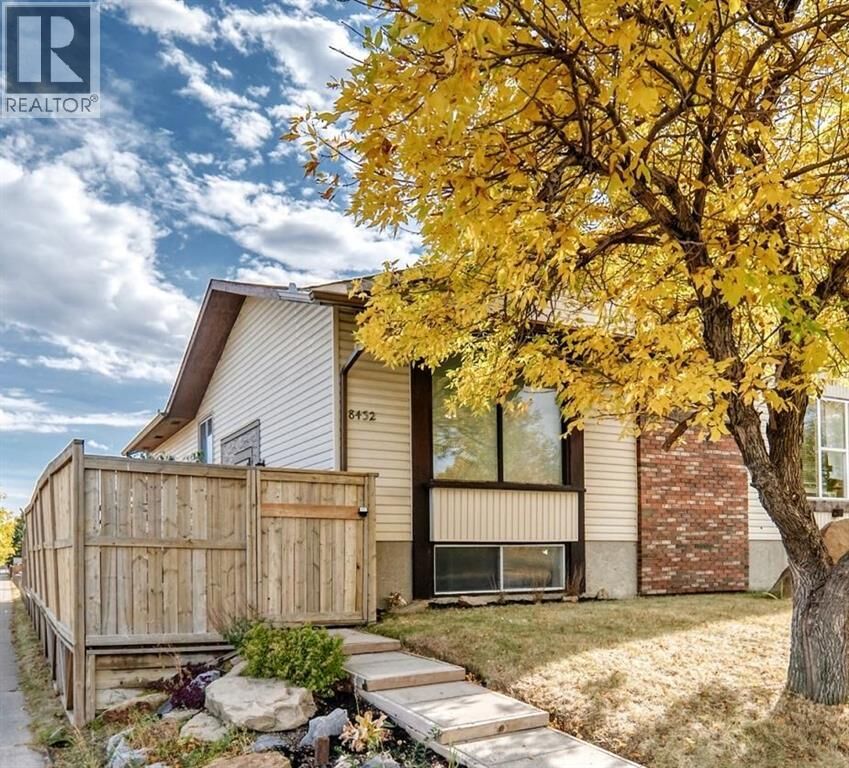 Property Photo: 8432 Berkley Road Northwest AB T3K 1B4