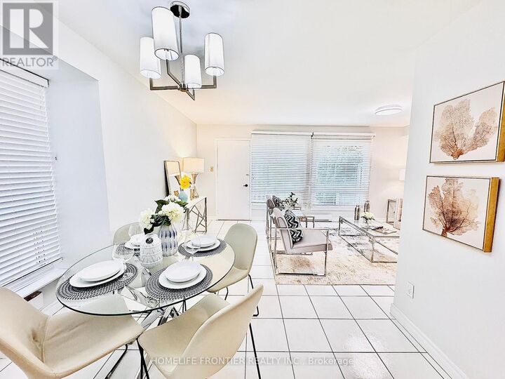 Property Photo: 133 East Thorny Vine Way East ON M2J 4J4