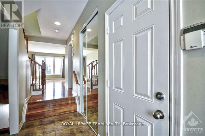 Property Photo:  234 Tandalee Crescent  ON K2M 0A2 