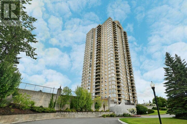 Property Photo:  545 St Laurent Boulevard 1006  ON K1K 4H9 