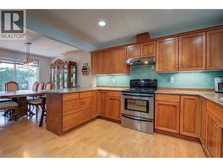 Property Photo:  788 Rutland Road North 6  BC V1X 8B4 