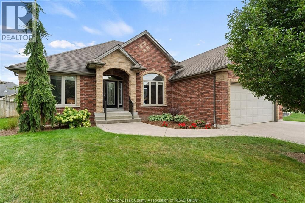Property Photo:  1031 Huntington Boulevard  ON N0R 1A0 