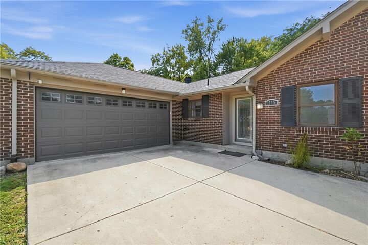 Property Photo:  1115 Crestwood Hills Drive  OH 45377 