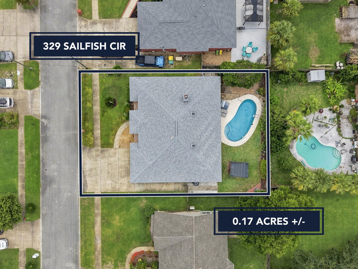 Property Photo:  329 Sailfish Circle  FL 32541 