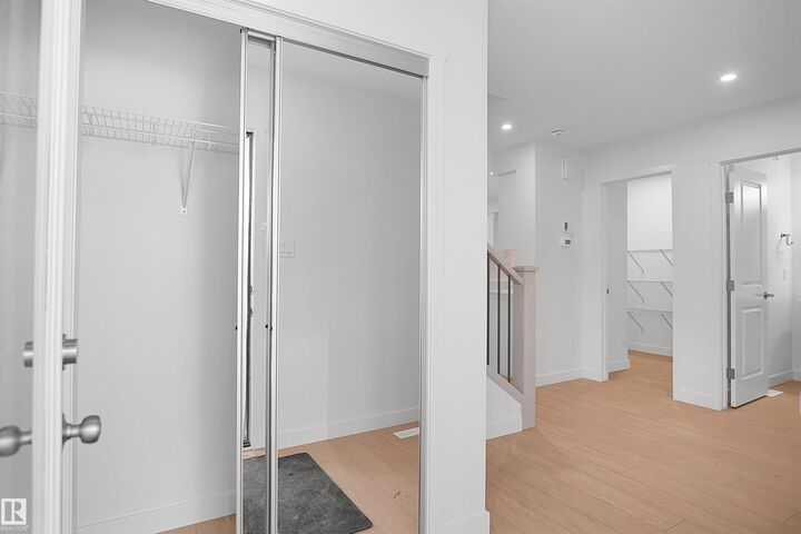 Property Photo:  1723 8 Street NW  AB T6T 2X9 