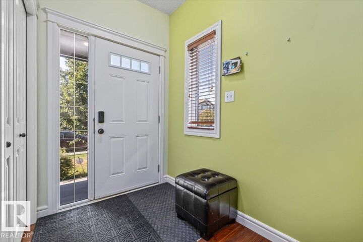 Property Photo:  11506 17 Avenue SW  AB T6W 1Y4 