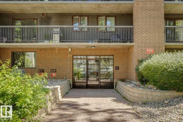 9929 113 Street NW 905 — photo 1