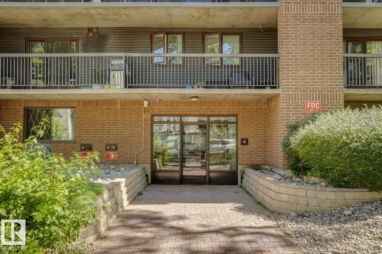 Property Photo: 9929 113 Street NW 905 AB T5K 2N9