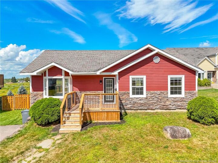 Photo de la propriété: 33 Hallihan Drive NB E2V 0C2