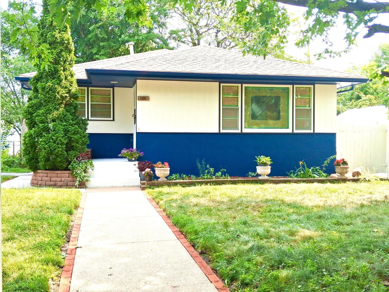 Property Photo:  4950 Penn Avenue N  MN 55430 
